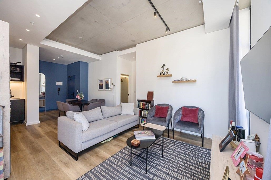 2 Bedroom Property for Sale in Sea Point Western Cape